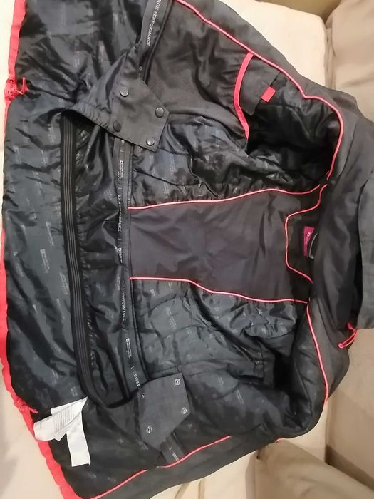 Mountain Warehouse яке за ски