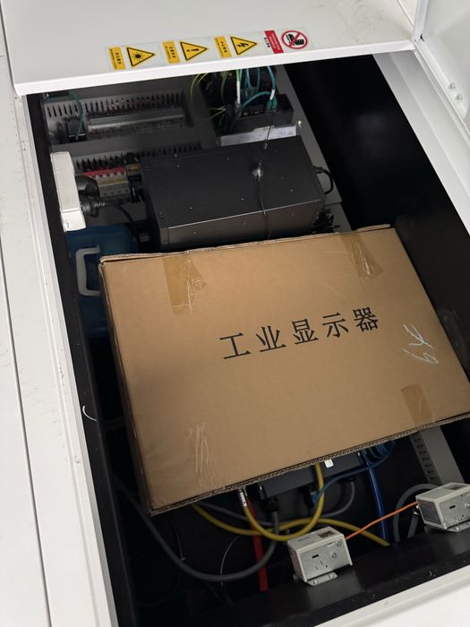 Лазер ускунаси 1500Вт источник Raycus