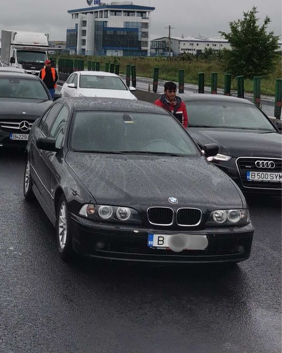Legendă BMW E39 530d Facelift – Sistem Audio – Full Piele -Faruri Neon