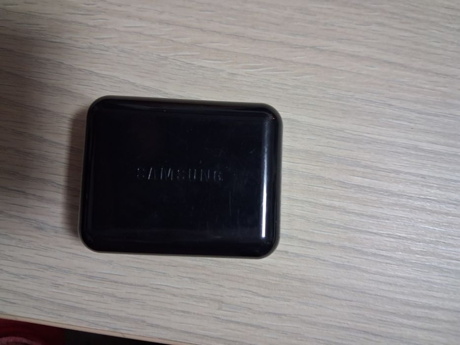 Samsung Gear VR cu accesorii – căști incluse – stare bună