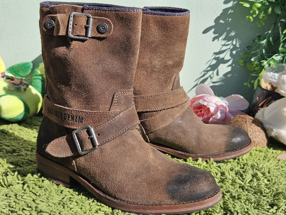 Tommy Hilfiger ботуши естествен велур N36