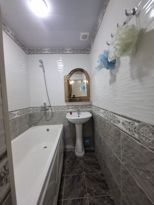 Сдаётся 1 комната квартира,6 микрорайон