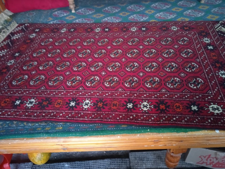 Туркман гилам сотилади