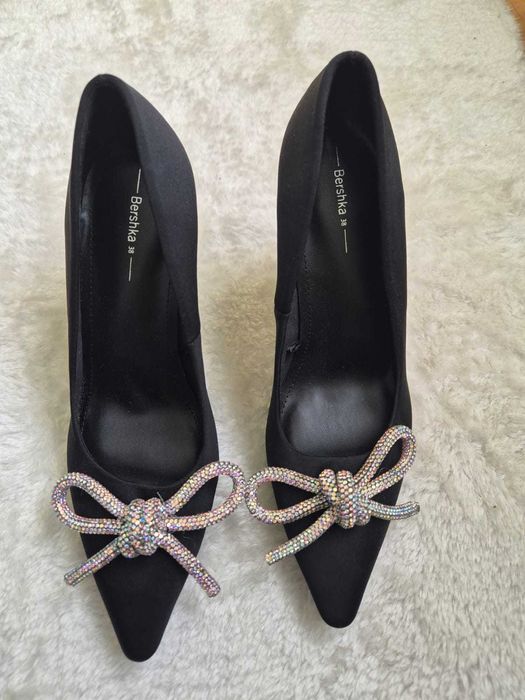 Pantofi eleganti Bershka toc cui