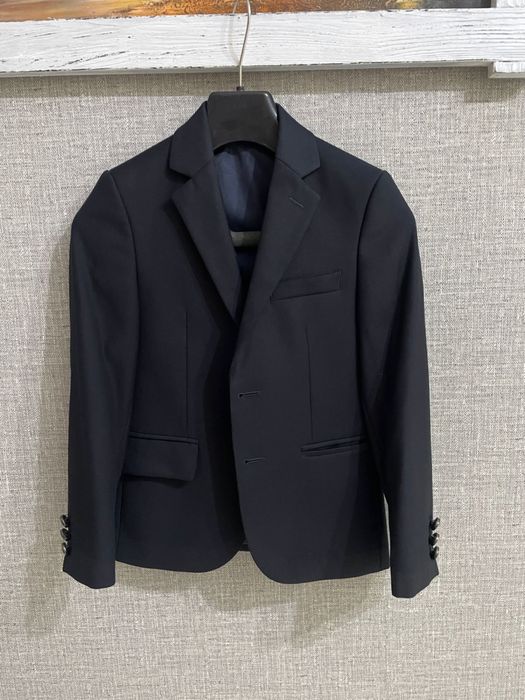 Продам пиджаки для мальчика