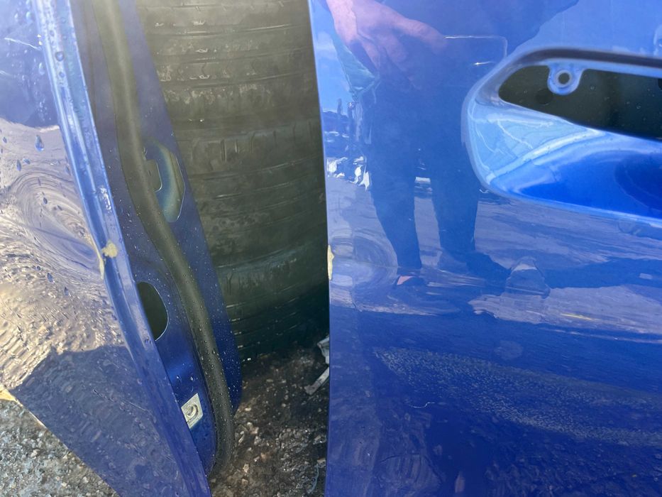 Задна лява и 2 десни врата BMW 2 U06 2021-