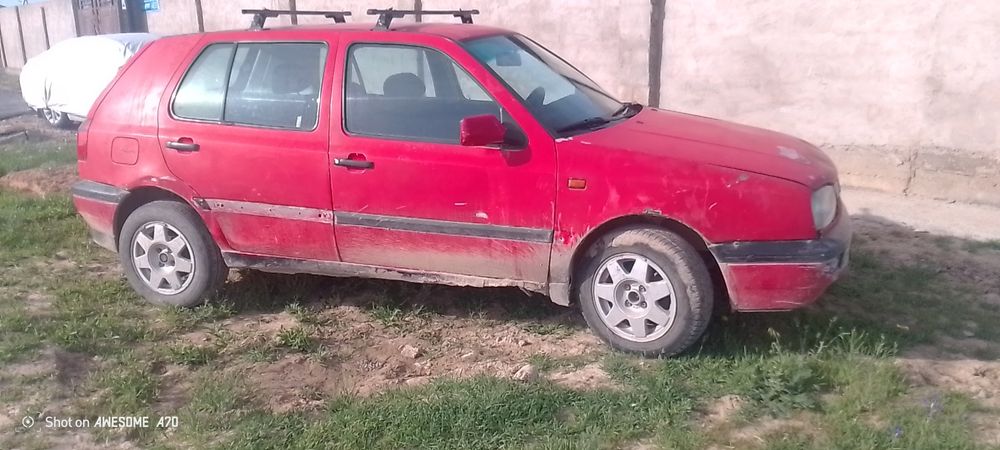 Фолксфаген голф сатылады