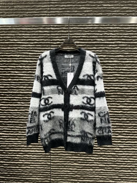 Bluza Chanel noua