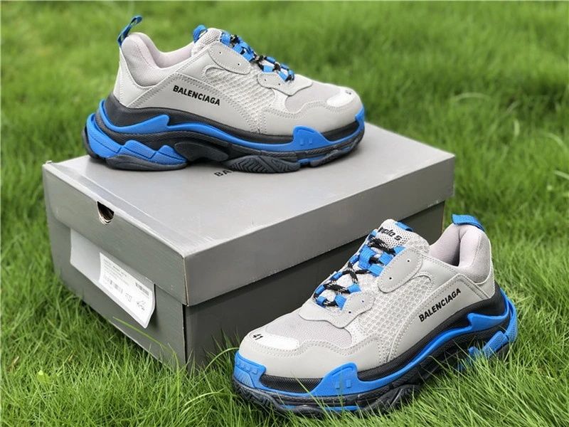 Сникърси Balenciaga  номер 36 -45

НАЛИЧНИ НОМЕРА: 35/ 36 /