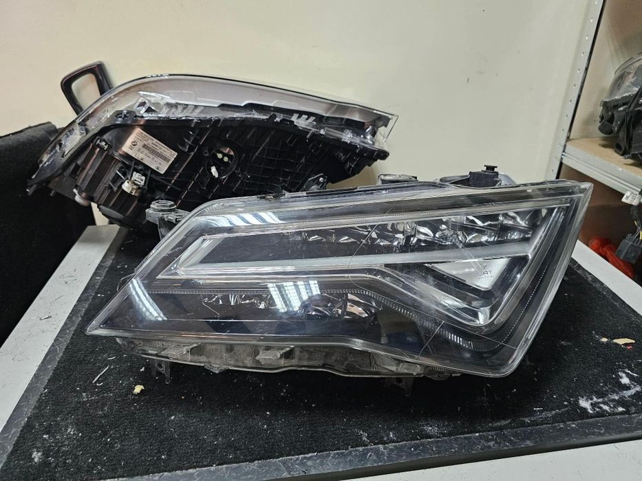 Ляв фар Seat Ateca lqv far сеат атека