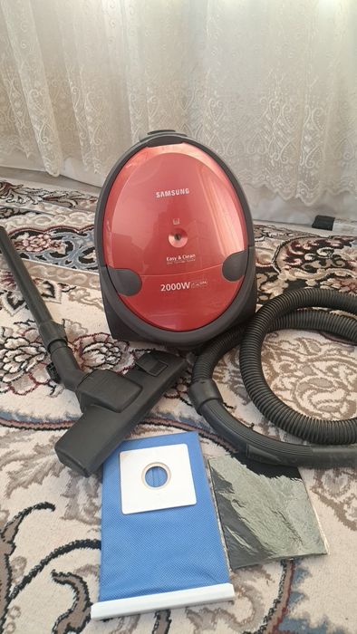 Samsung 2000 Вт Пылесос продаю