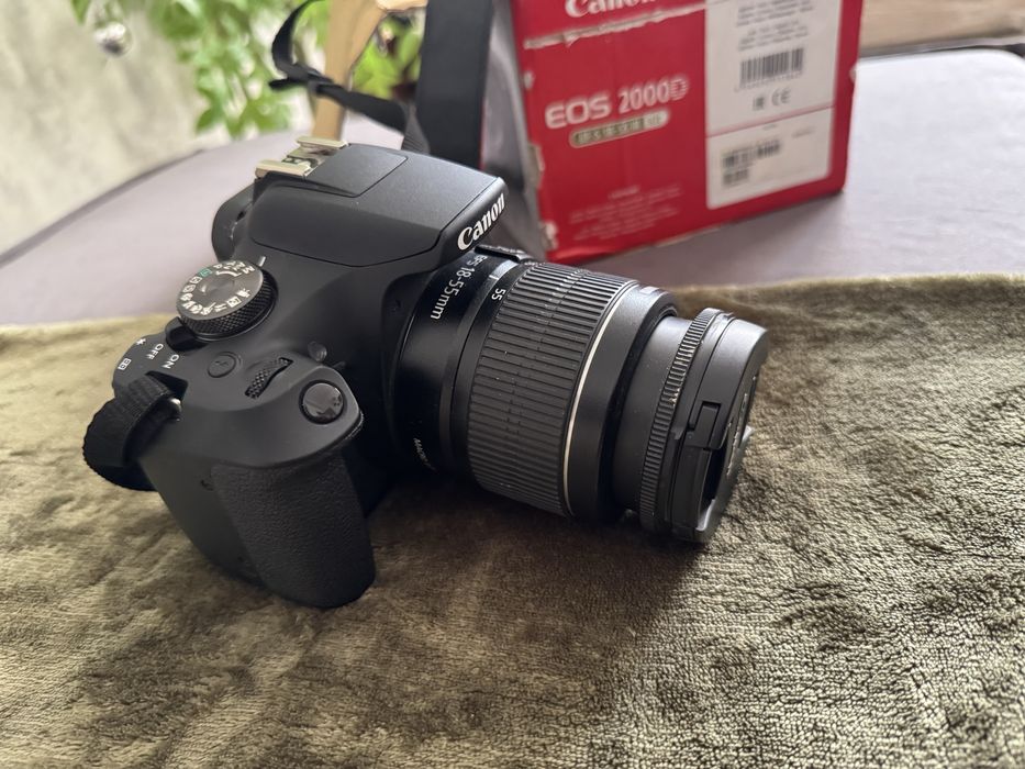 Canon EOS 2000D + 18–55mm III | Отличное состояние | 64 ГБ