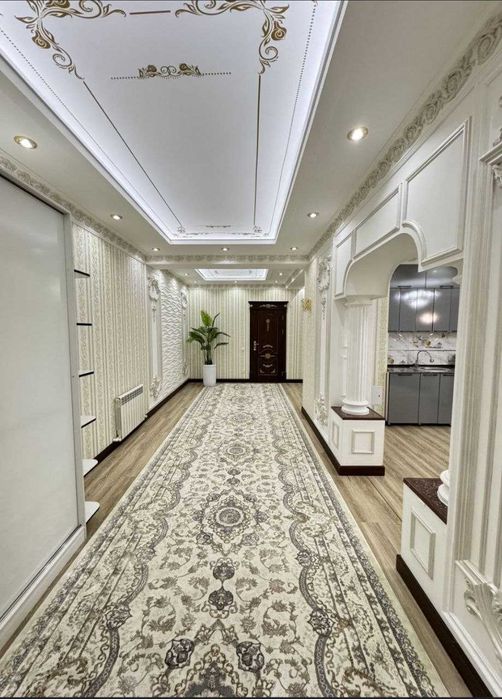 N.12305  Продается  3 х комнатная  квартира