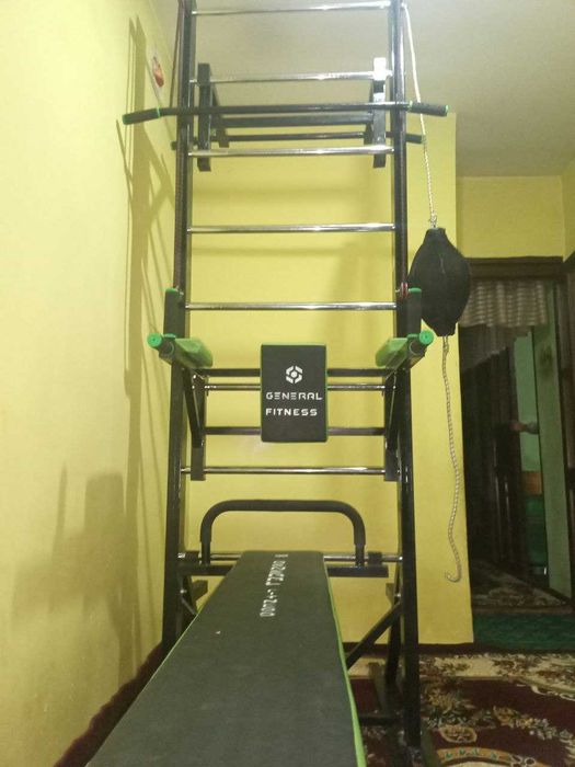 Trenajer Турник брус и мешком боксерским