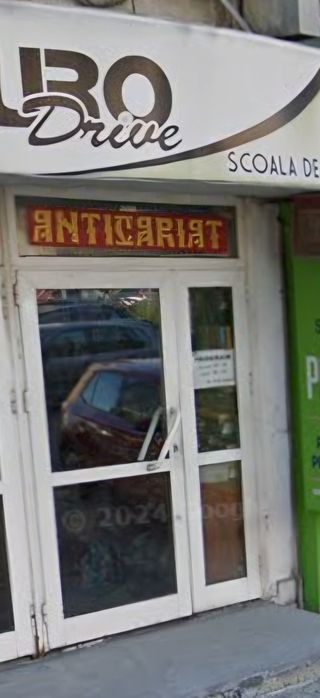 VAND/INCHIRIEZ  spatiu comercial Mihai Viteazul