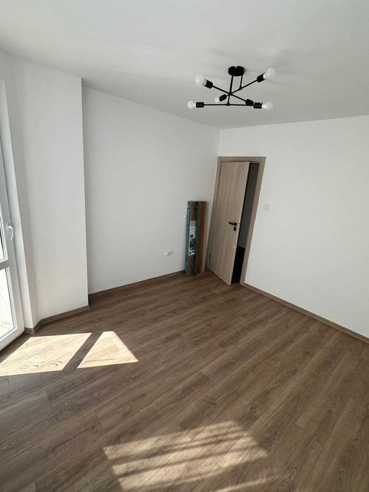 Дава се под наем Тристаен апартамент в Бургас, Възраждане - 75 кв.м за 612 € - Снимка #6