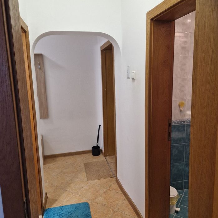 Дава се под наем Тристаен апартамент в Варна, Център - 115 кв.м за 787.95 € - Снимка #13