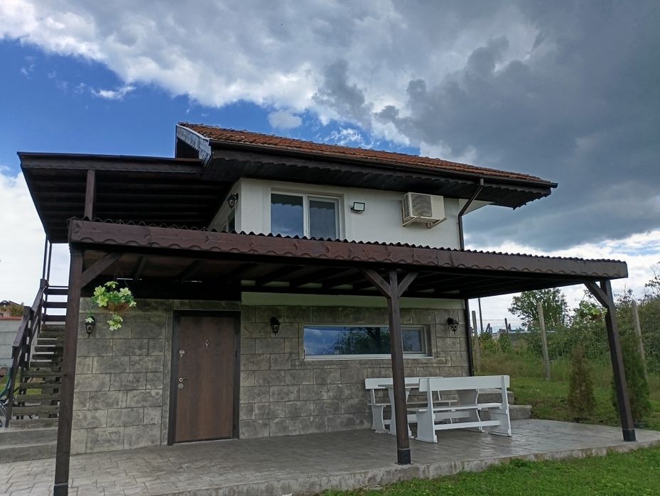 Продава къща с.о Лозницата Директно от собственик