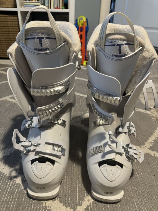 Clapari ski atomic