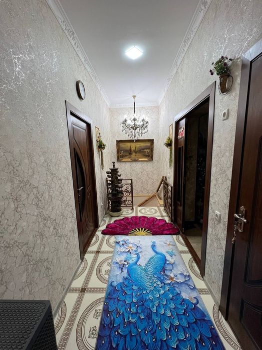 квартира двухэтажная продам