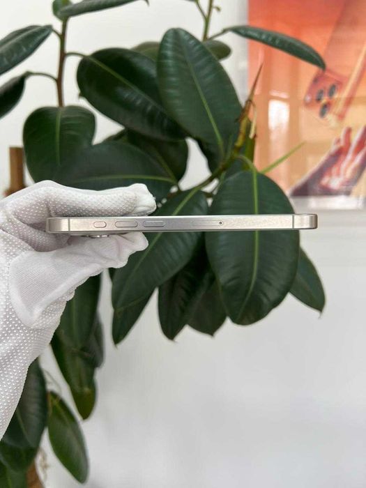 iPhone 15 Pro 256Gb White Titanium