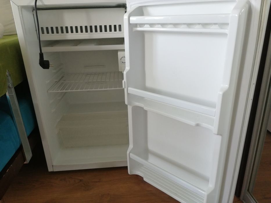 Продам холодильник мини Daewoo,