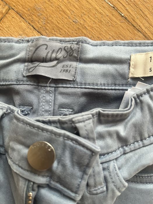 Дънки Guess, 26 номер