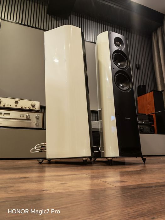 Boxe podea Sonus Faber venere 2.5 albe, impecabile