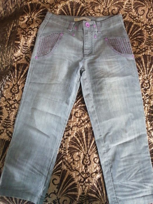 Продам подрастковые вещи