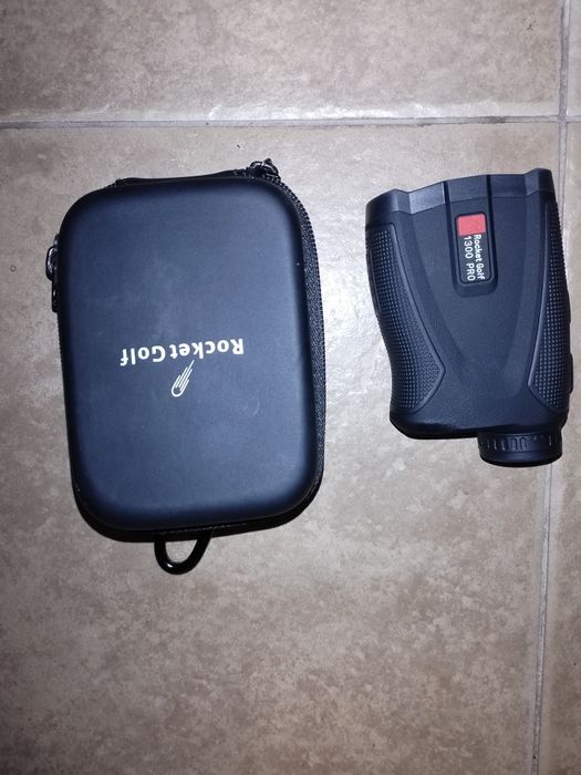 Чанта за голф, стикове и лазер