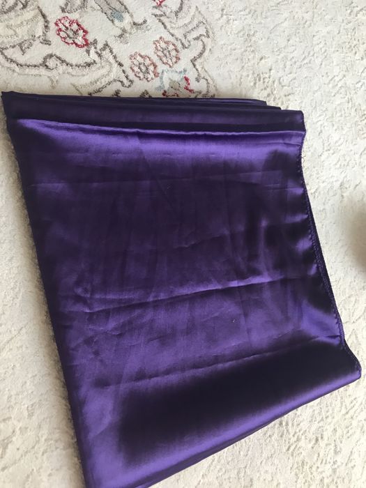 Жаңа,қолданыстағы киІмдер сатылады