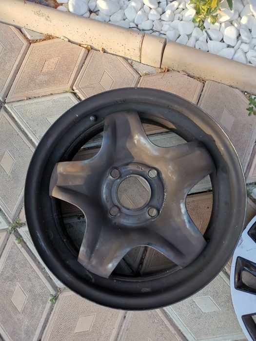 Janta roata și capac ford fiesta focus 15 inch