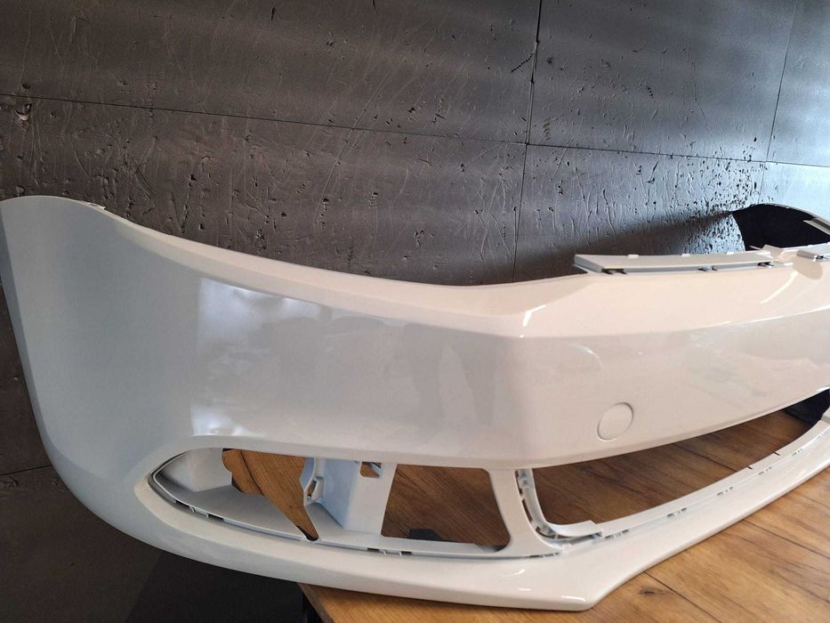 Bara Fata VW Jetta 4/IV An 2011-2014 (LB9A (Alb))