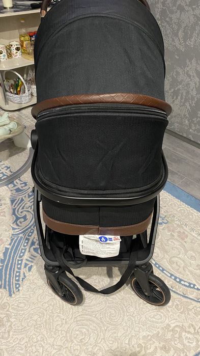 Детская коляска до года