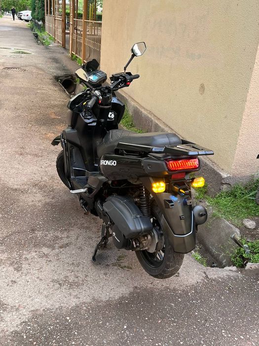 Tank skuter 2025 yil 150 kub  6000 yurgan jesti faralari bor