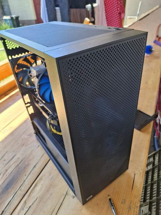 PC Gaming RX 7600 / i5-10400 / 16GB RAM / SSD Samsung 970 EVO 500GB