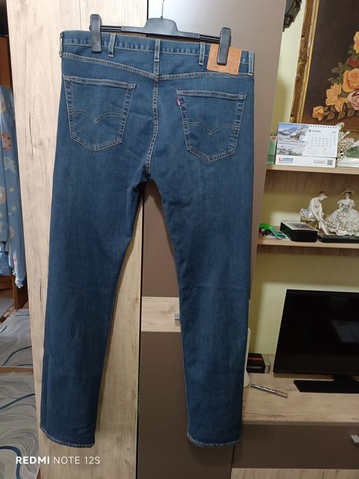 Blugi Levi's  mărimea XL