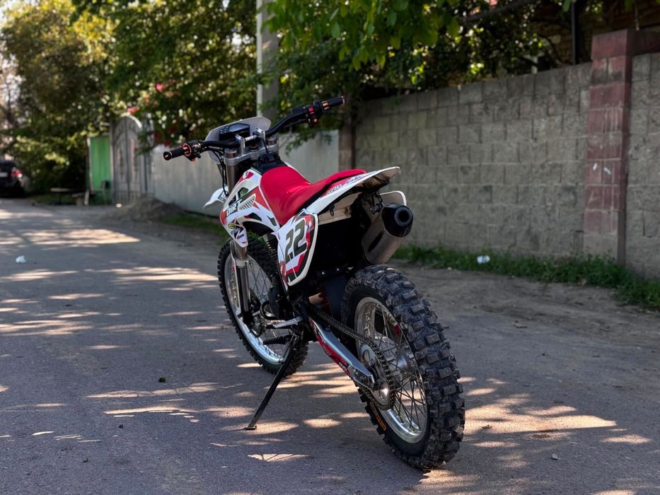 Продам эндуро  250 куб