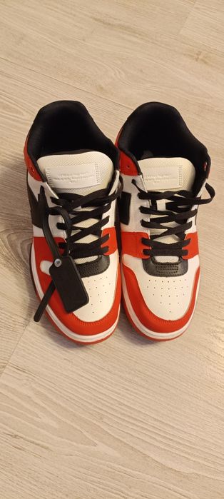 Off-White Out of Office