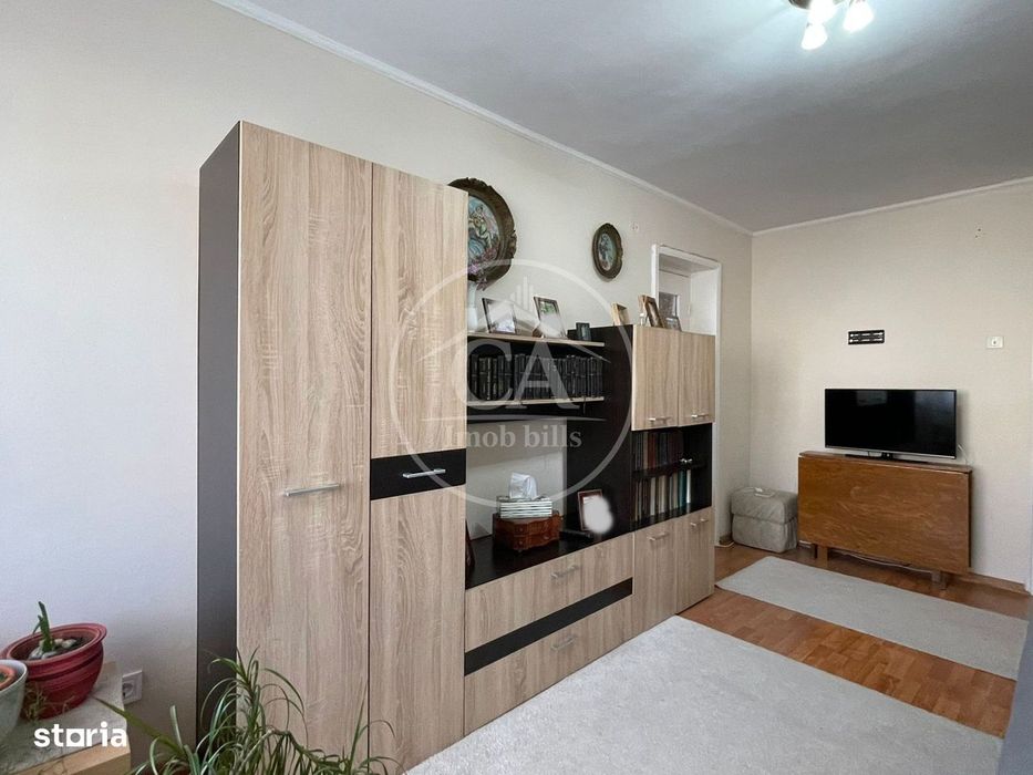 Apartament de vânzare cu 2 camere în zona Velența, Oradea