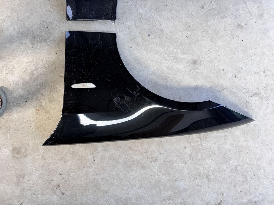 Aripa Fata BMW E90 E91 BlackSaphire