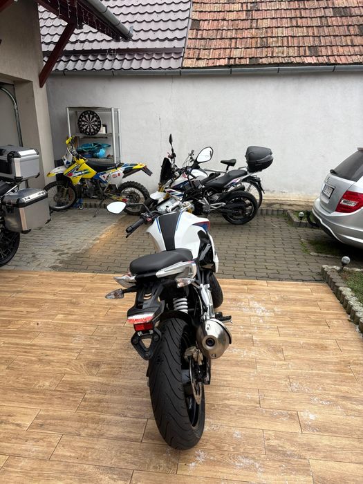 Motocicleta  BMW G310
