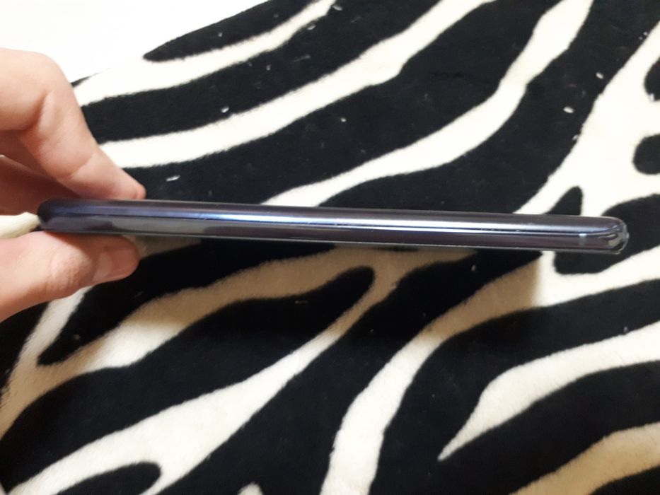 Samsung s20 fe /  Самсунг с20 фе