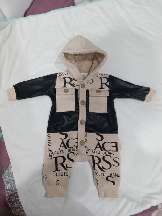 Продам детские вещи