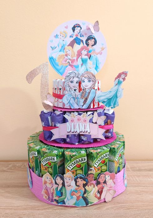 Tort dulciuri pentru fețite