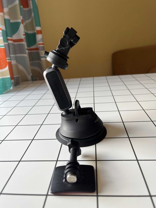 Action Camera Аксесоари: Suction Cup Car Mount, Magnetic Mount, SanDisk Extreme PRO 256GB microSDXC, Lexar Memory Card Reader