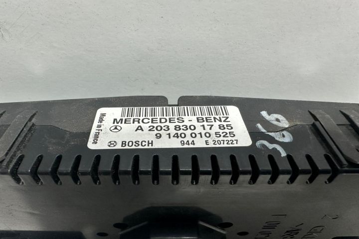 Panou comanda clima A2038301785 Mercedes-Benz C-Class W203/S203/CL203