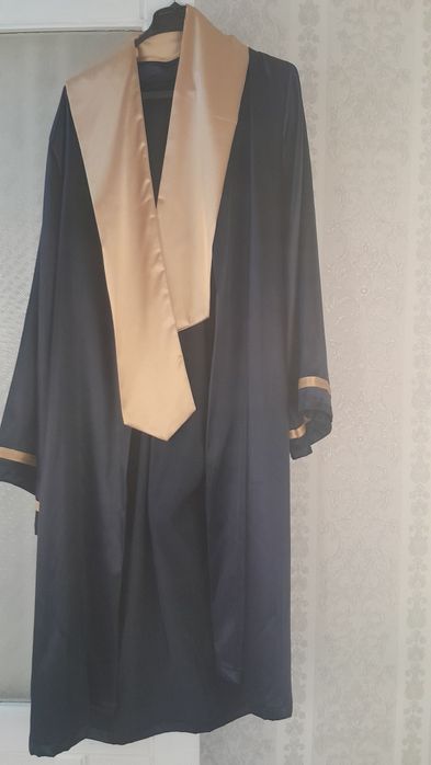 Продам Мантия для выпускников