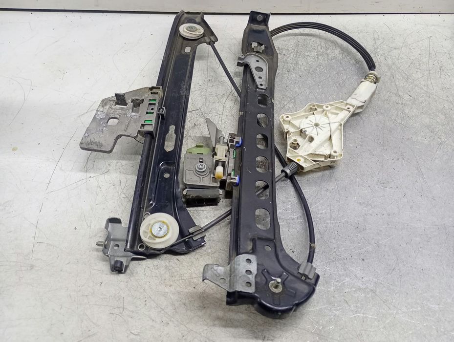 Macara geam dreapta spate A2197300846 Mercedes Benz CLS-Class C219 (2004 - 2008)