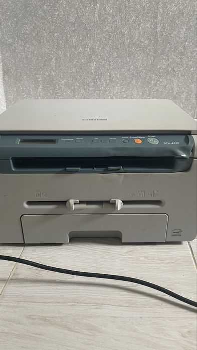 МФУ Samsung SCX-4220 (3 в 1)